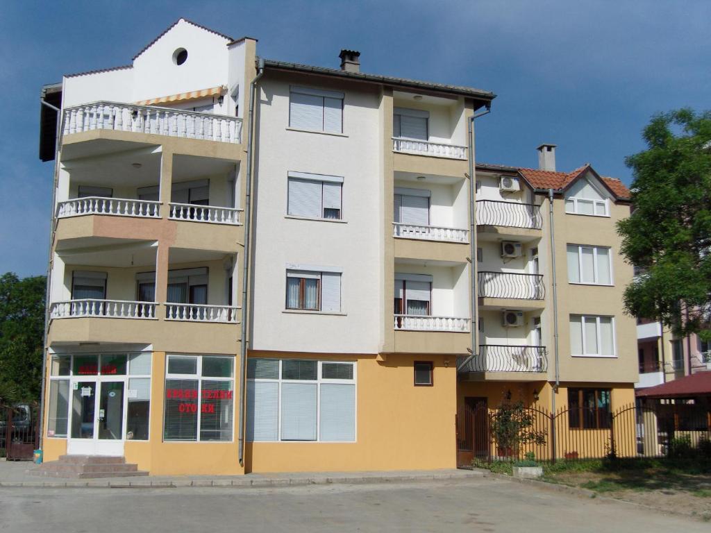 Kirovi House - Guest Rooms Царёво Экстерьер фото